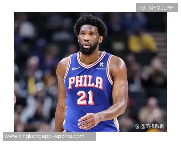 恩比德强调团队合作精神愿意为球队进攻做出牺牲 恩比德强调团队合作精神愿意为球队进攻做出牺牲